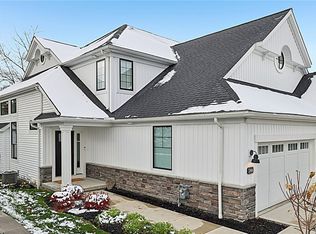 2816 Riviera Dr, Akron, OH 44333