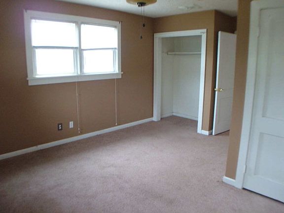 5th image of 3312 Allen St
