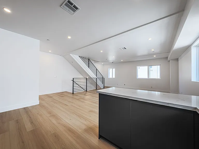 Never Before Lived in Luxury Townhomes 2 Blocks from WeHo! — Photo 29