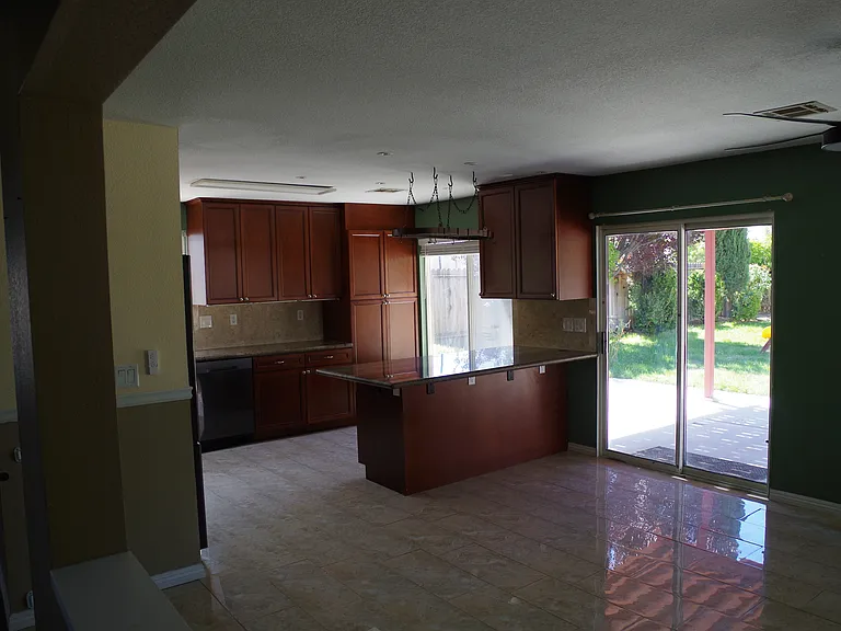 6328 Jonathon St — Photo 4