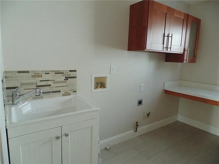 3895 Deauville Way — Photo 23