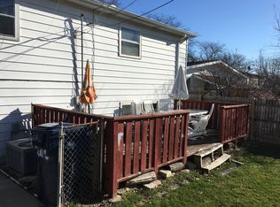 2029 Devonshire Rd, Waukegan, IL 60087