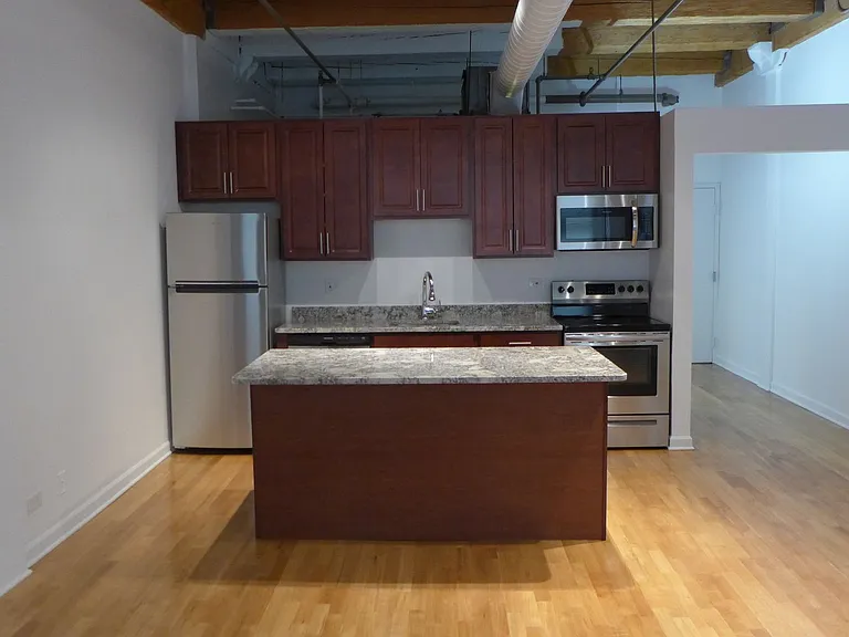 Old Franklin Building — Photo 17