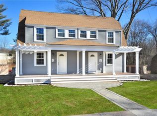14 Hazelmeadow Pl, Simsbury, CT 06070