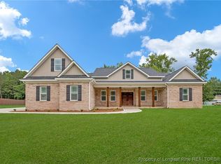 178 Leland Ln, Raeford, NC 28376