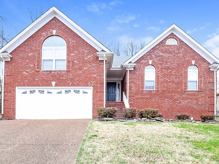 4116 Highlander Ct — Photo 1