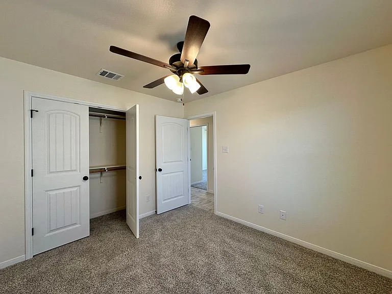 905 Galloway Dr — Photo 37