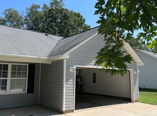 114 Pine Needle Rd, Piedmont, SC 29673