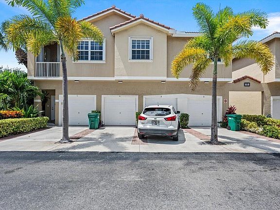 2nd image of 113 LIGHTHOUSE Circle #C