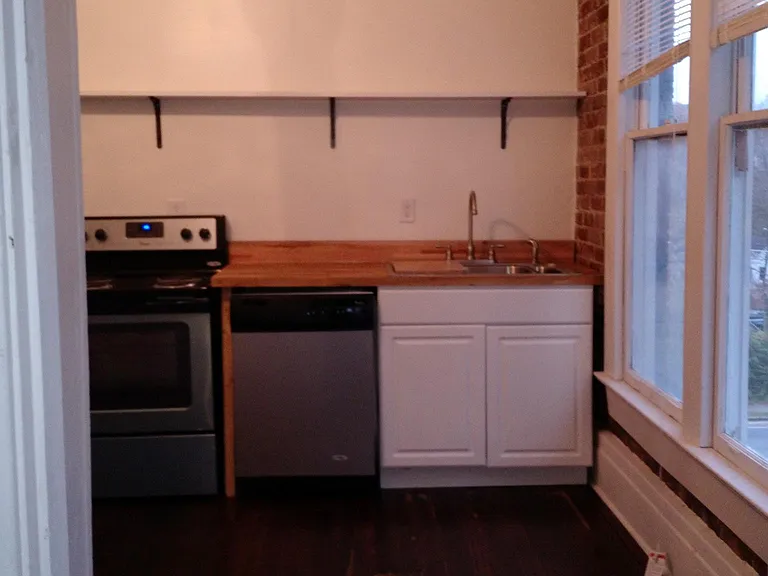 5209 Saint Elmo Ave #1 — Photo 4