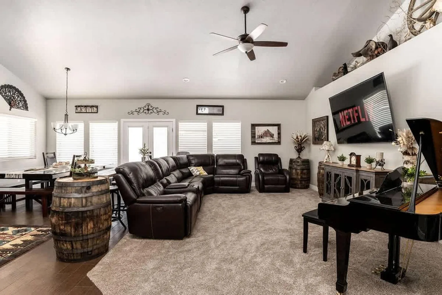 7 bed, 3.0 bath, $14,518 — Photo 1
