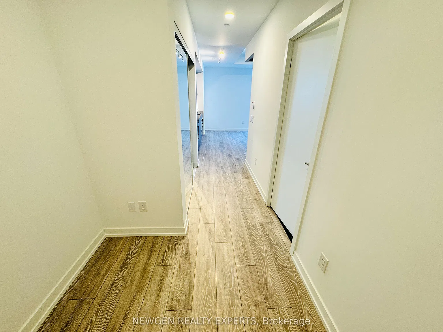 2 bed, $2,599 — Photo 4