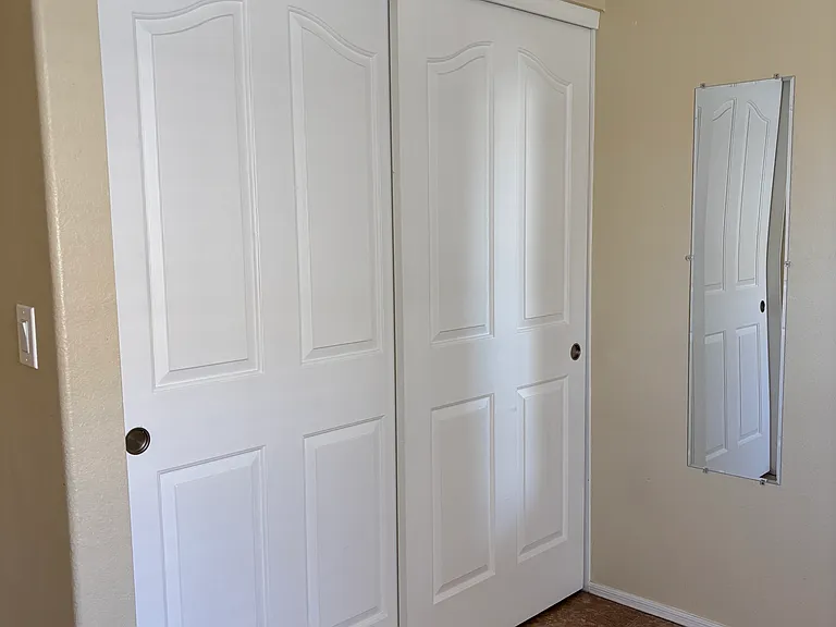 1289 W Maria Ln — Photo 20