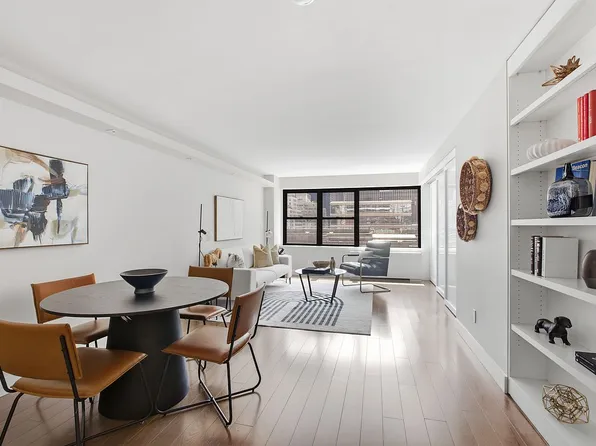 166 E 61st St APT 12L, New York, NY 10065