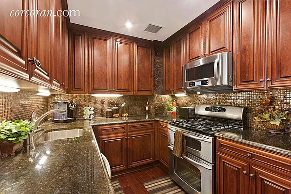 Rented by Corcoran | media 6