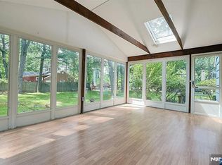 8 Autumn Ln #1, Westwood, NJ 07675
