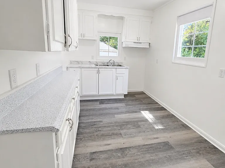 5298 Neff Ave — Photo 5