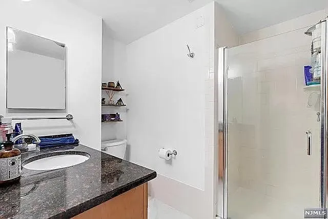 116 Willow Ave #3 — Photo 8