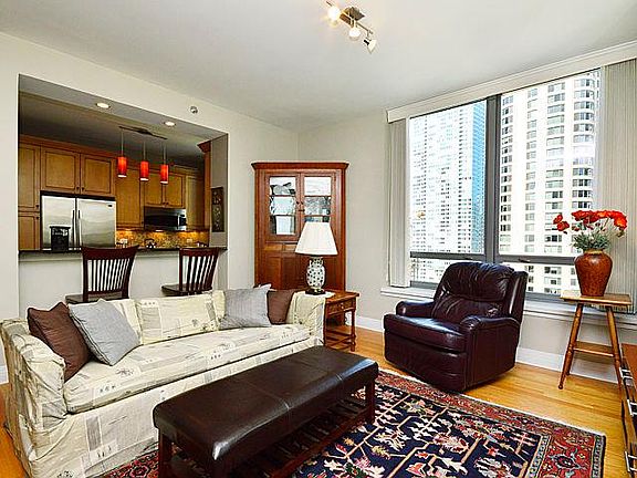 5th image of 600 N Lake Shore Dr APT 1909