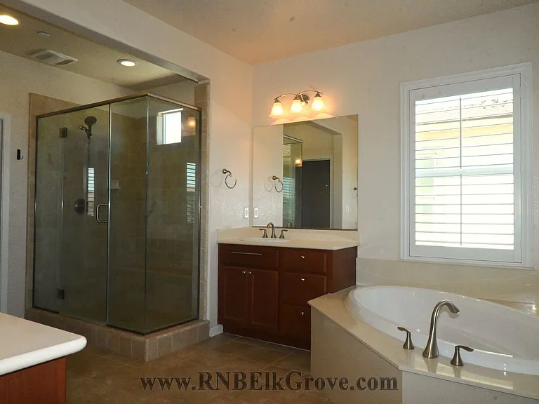 8280 Columbo Cir — Photo 21