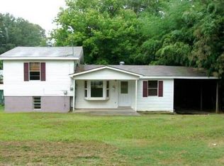 703 Tyler Ave NW, Russellville, AL 35653
