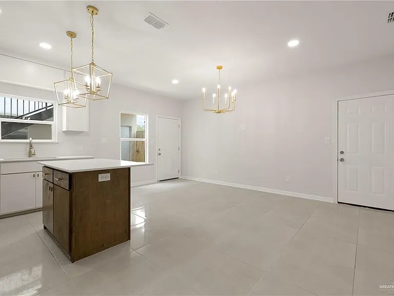 3638 N Mezcal Dr #UPSTAIRS — Photo 2