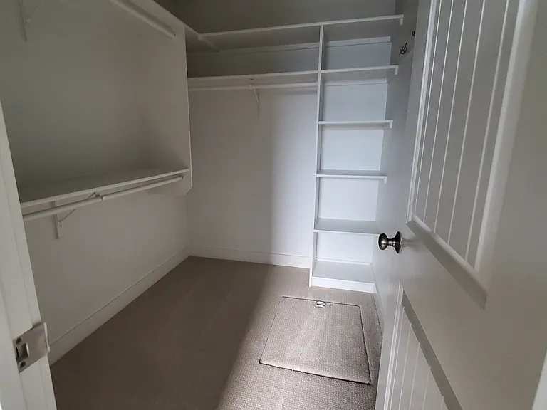 2420 E Clackamas Ct — Photo 7