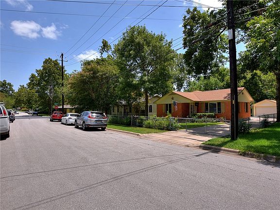 5th image of 1203 W Saint Johns Ave