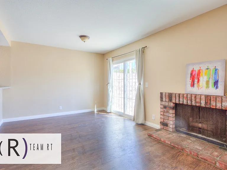 555 Azusa Ave #32 — Photo 13