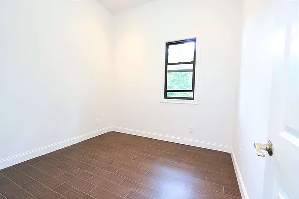 Rented by Empyreal Realty, Inc. | media 10