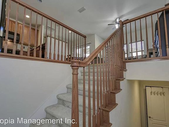 5th image of 3301 N Park Dr Unit 1011