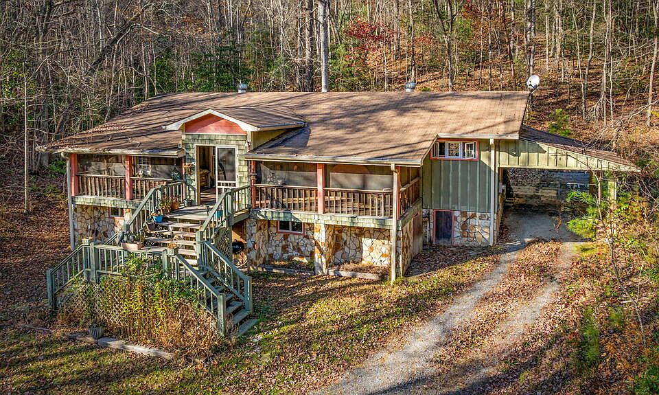 1st image of 208 Bullen Gap Rd