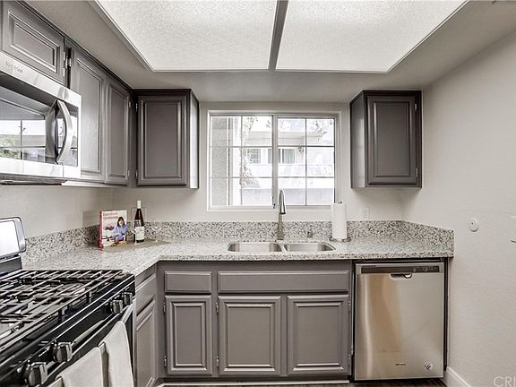 5th image of 20155 Keswick St Unit 120