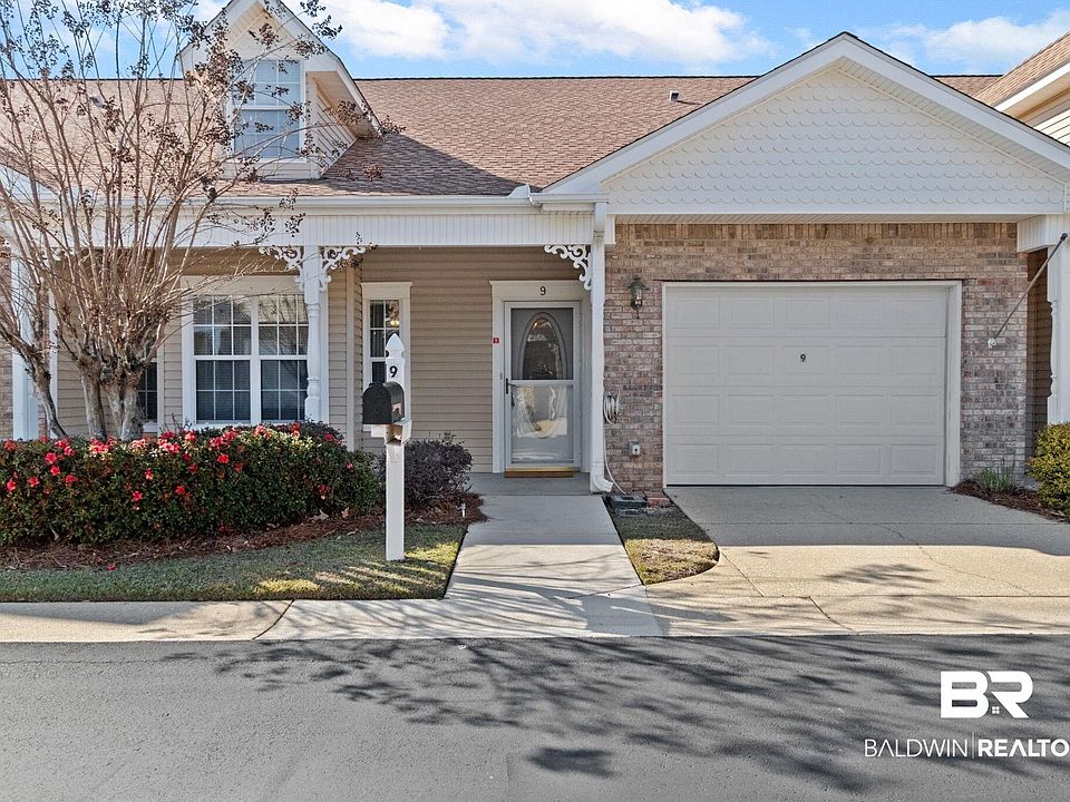 1st image of 920 Plantation Blvd #U9
