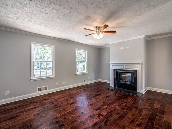 5th image of 486 Birch Ln