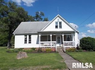 511 S Hun St, Colchester, IL 62326