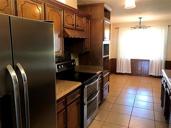3rd image of 8204 Llano Ave