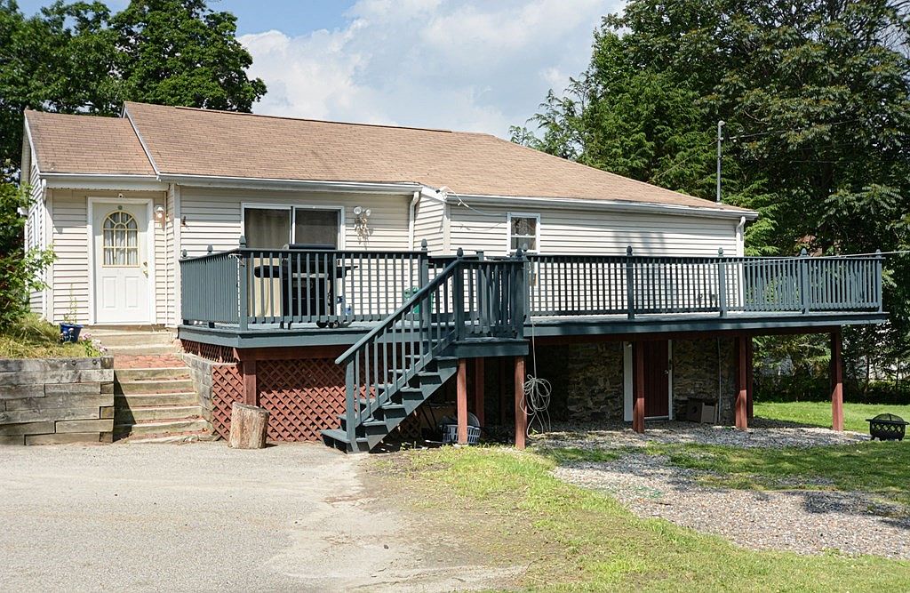 141 Sunderland Rd, Worcester, MA 01604 MLS 73130689 Zillow