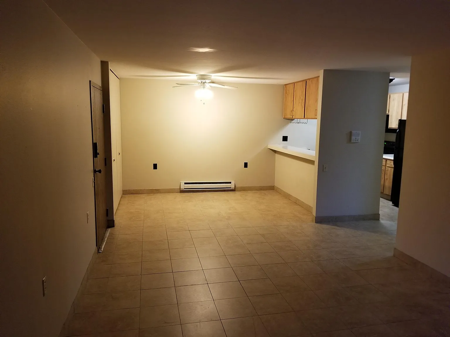 2 bed, 1000 sqft, $1,500 — Photo 3