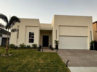 10020 Apparitions Dr, Laredo, TX 78045