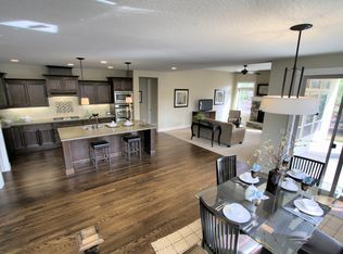 2566 S Willow Grove Ln, Eagle, ID 83616