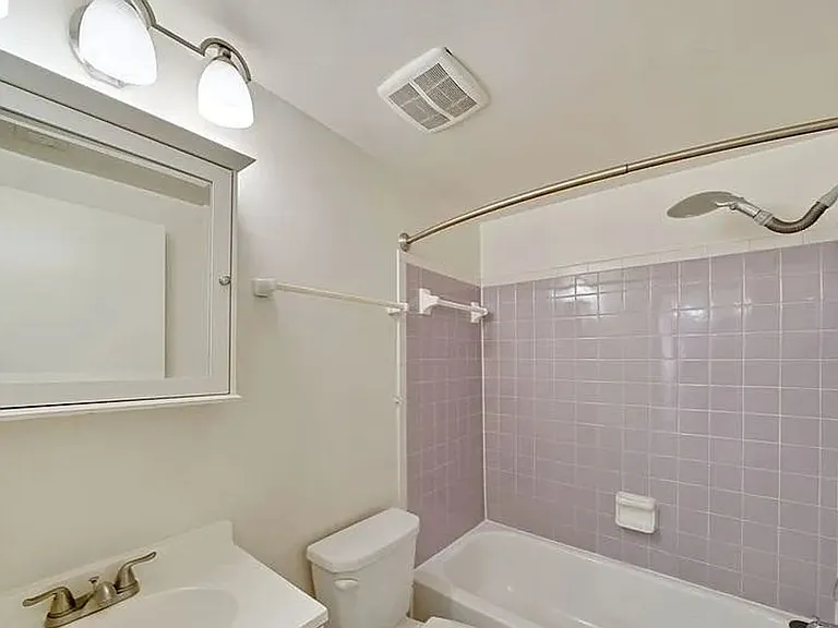 1421 Columbia Rd NW #304 — Photo 15