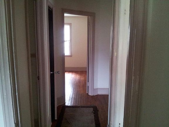 Hall way to Bed Rooms