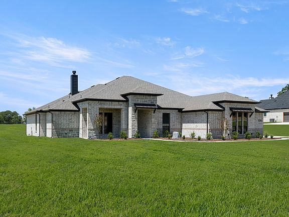 2nd image of 1041 Vh Ranch Rd