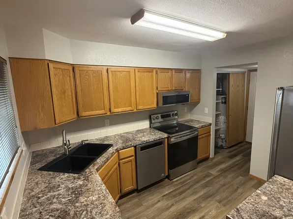 2170 35th Avenue Ct APT 2, Greeley, CO 80634