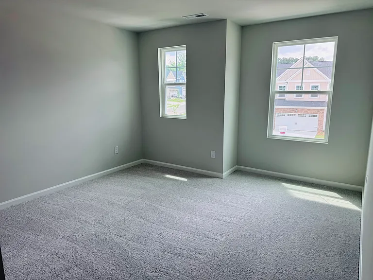 108 Yellow Iris Dr — Photo 16