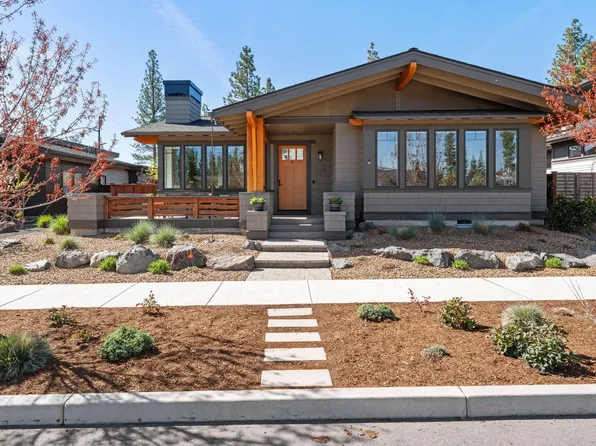 3105 NW Blodgett Way, Bend, OR 97703
