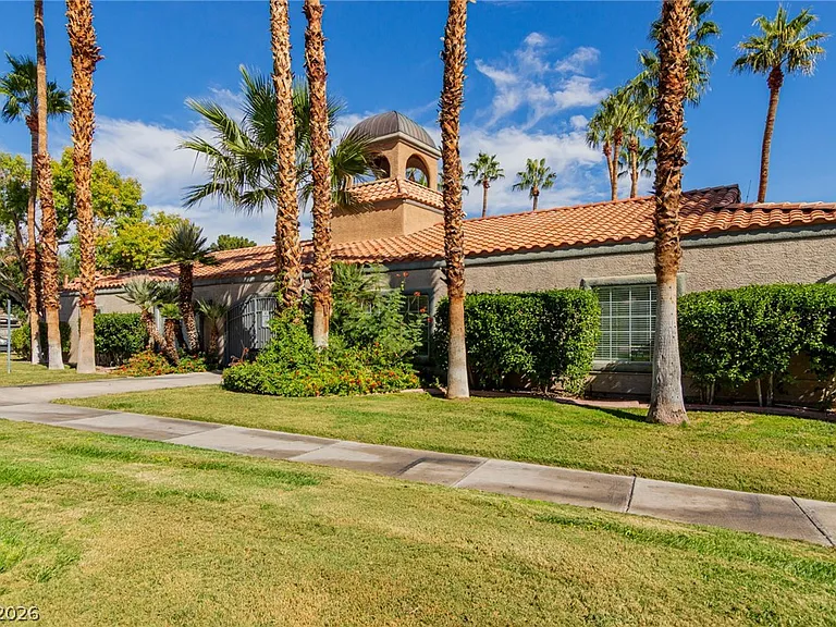 221 Mission Catalina Ln #101 — Photo 28