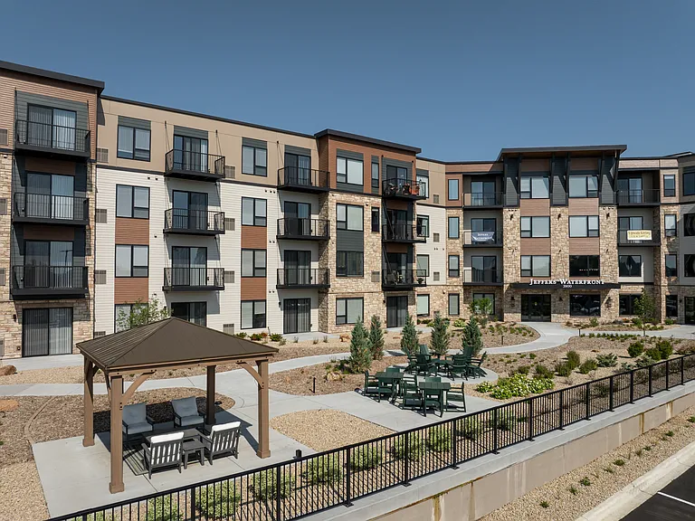 Jeffers Waterfront Apartments — Photo 50