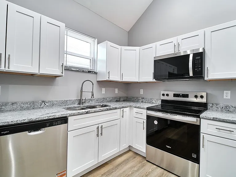 415 N Dequincy St — Photo 15